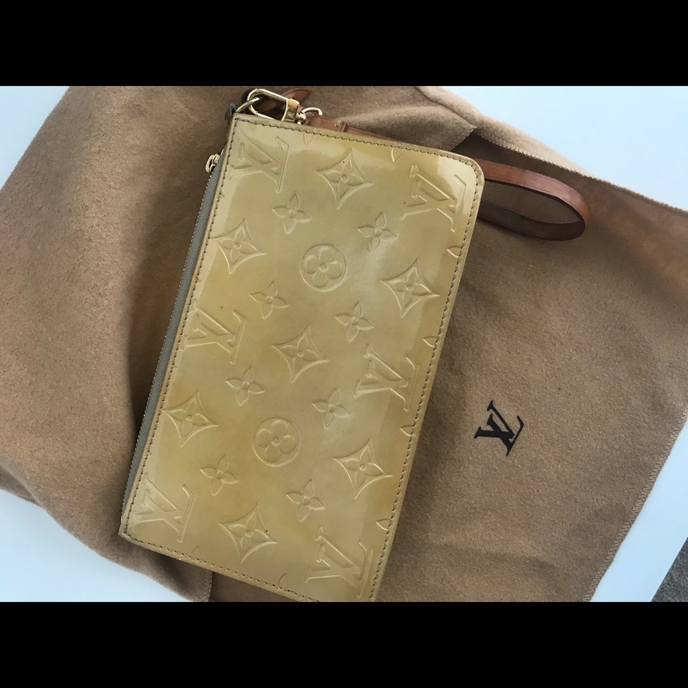 Louis Vuitton wristlet